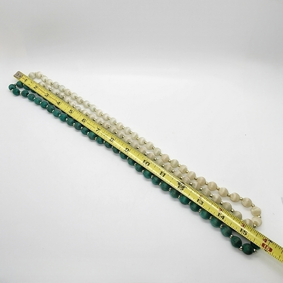 Vintage lot of 2 silk wrapped bead necklaces cream & Turquoise over the head - Picture 12 of 12